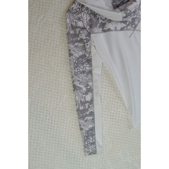 Huk Icon x Tide Change Women's Small Gray Hoodie Shirt - Picture 12 of 13